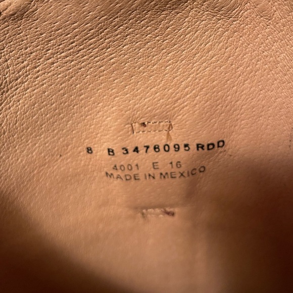 FRYE - Hardly Worn Boots - Picture 5 of 7